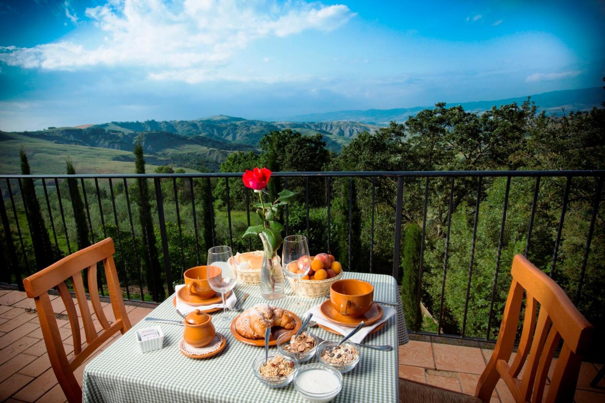 Agriturismo Selvella Radicofani Luaran gambar